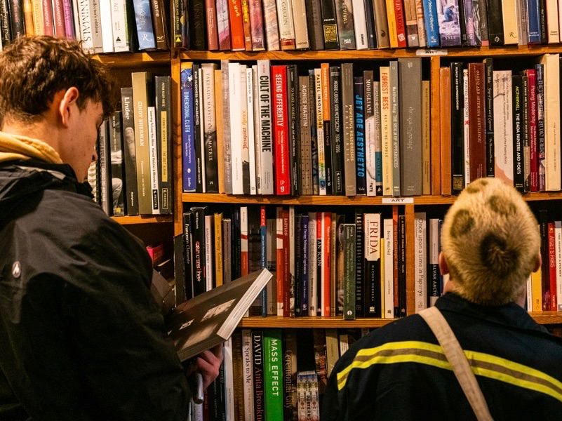 Powell River, British Columbia, Canada | qathet Silent Book Club