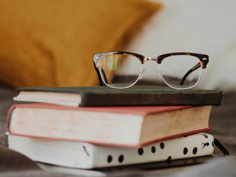 Milford, IA | Lakeshore Center Silent Book Club