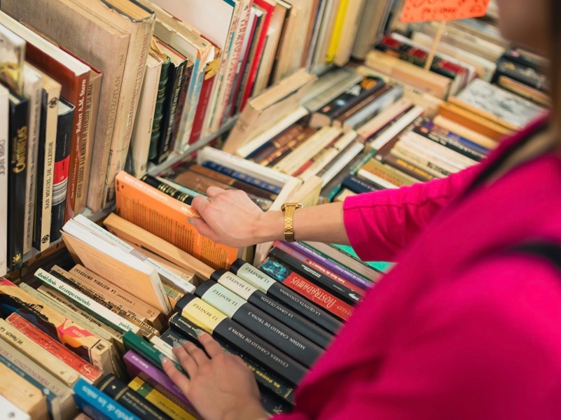 Hampden, MA / Hampden Public Library Silent Book Club